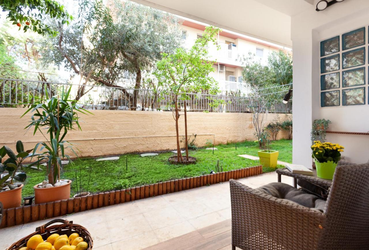 Seaside Apartment By Flisvos Marina Athens Ngoại thất bức ảnh